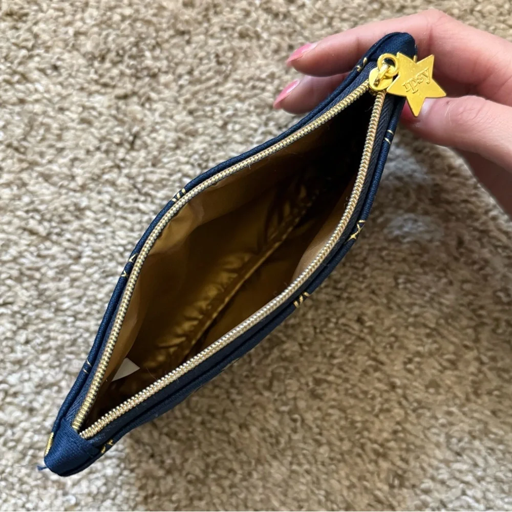 ipsy navy gold